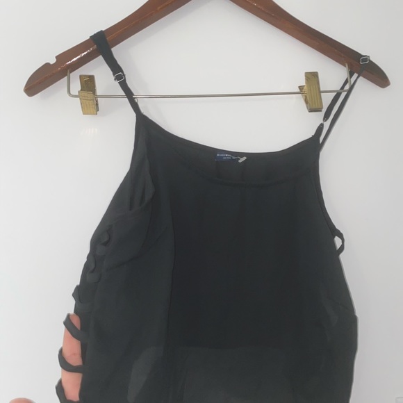Brandy Melville Black cut off Tank - Picture 3 of 5